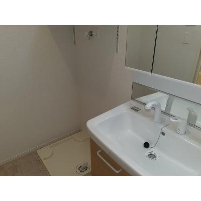 グルーエ　トルチェ 302【管理NO：1-024406801-03020】 ★家具家電は申し込み後に搬入します★ ★2026年11月中旬入居可能★の物件画像