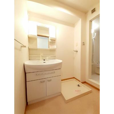 ソレイユＢ 102【管理NO：1-013919202-01020】 ★家具家電は申し込み後に搬入します★ ★2026年12月中旬入居可能★の物件画像