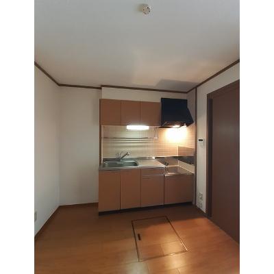 ページ　ワン 102【管理NO：1-010855901-01020】 ★家具家電は申し込み後に搬入します★ ★2026年11月上旬入居可能★の物件画像