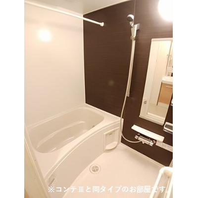 ラ・ベル・ヴィ 203【管理NO：1-028693301-02030】 ★家具家電は申し込み後に搬入します★ ★2027年03月下旬入居可能★の物件画像
