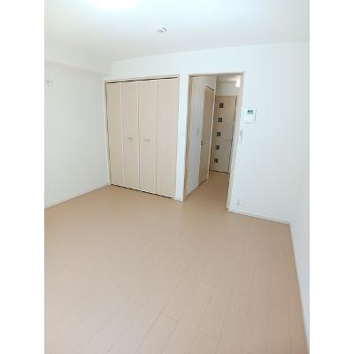 フォークローバー 101【管理NO：1-019551001-01010】 ★家具家電は申し込み後に搬入します★の物件画像
