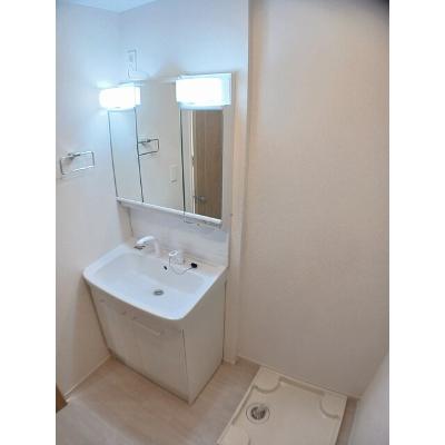 ユーリア　アイⅠ 103【管理NO：1-027348201-01030】 ★家具家電は申し込み後に搬入します★ ★2026年12月中旬入居可能★の物件画像