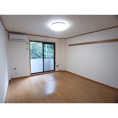 サンフラワーハウス 203【管理NO：1-011570801-02030】 ★家具家電は申し込み後に搬入します★の物件画像