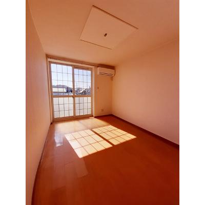 ステディールーツ 203【管理NO：1-007726401-02030】 ★家具家電は申し込み後に搬入します★ ★2026年11月中旬入居可能★の物件画像