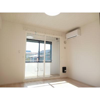 ラ・プロムナードⅢ 103【管理NO：1-028148501-01030】 ★家具家電は申し込み後に搬入します★ ★2026年11月下旬入居可能★の物件画像