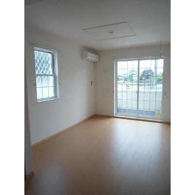 中田ガ－デン 105【管理NO：1-016856401-01050】 ★家具家電は申し込み後に搬入します★ ★2026年12月中旬入居可能★の物件画像