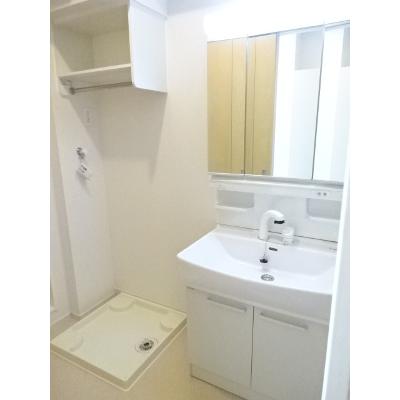 アドラシオン 102【管理NO：1-024163402-01020】 ★家具家電は申し込み後に搬入します★ ★2026年12月上旬入居可能★の物件画像