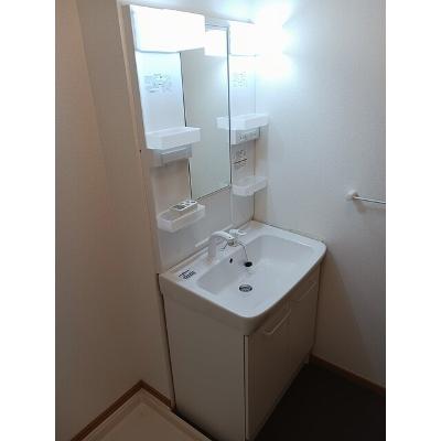ドゥ・プリムローズ 101【管理NO：1-014112302-01010】 ★家具家電は申し込み後に搬入します★ ★2026年10月中旬入居可能★の物件画像