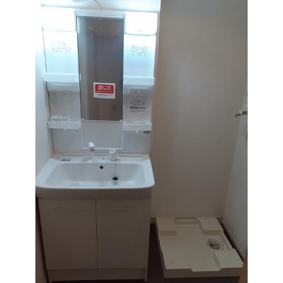 プレジャー 102【管理NO：1-020442801-01020】 ★家具家電は申し込み後に搬入します★ ★2026年11月下旬入居可能★の物件画像
