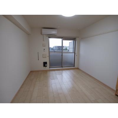 ヴォロンティエ 201【管理NO：1-015812601-02010】 ★家具家電は申し込み後に搬入します★ ★2026年11月中旬入居可能★の物件画像