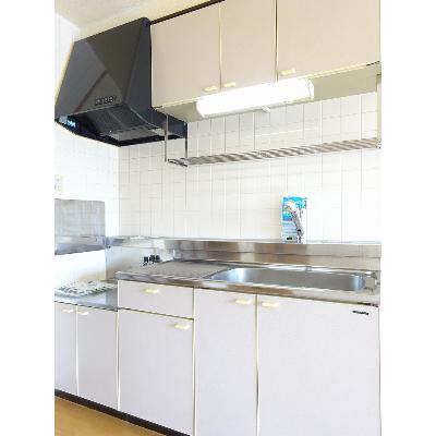 レジデンス西和田 202【管理NO：1-006764301-02020】 ★家具家電は申し込み後に搬入します★ ★2026年11月中旬入居可能★の物件画像