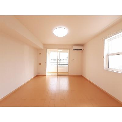 ベル 104【管理NO：1-015934301-01040】 ★家具家電は申し込み後に搬入します★ ★2027年01月下旬入居可能★の物件画像