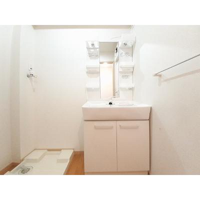 ベル 104【管理NO：1-015934301-01040】 ★家具家電は申し込み後に搬入します★ ★2027年01月下旬入居可能★の物件画像
