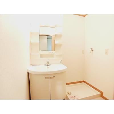 セレーナⅠ 102【管理NO：1-012882501-01020】 ★家具家電は申し込み後に搬入します★の物件画像