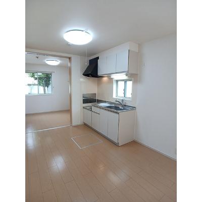 セレノブリーゼＣ 102【管理NO：1-017722001-01020】 ★家具家電は申し込み後に搬入します★の物件画像