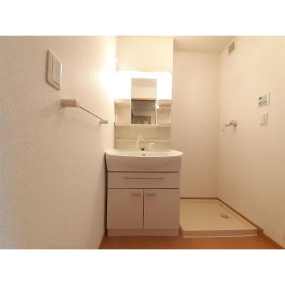ＲＩＶＡＢＩＧ　Ⅱ 102【管理NO：1-014147801-01020】 ★家具家電は申し込み後に搬入します★ ★2027年01月下旬入居可能★の物件画像