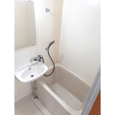 ホワイトルーム飯村Ｄ 205【管理NO：1-001768501-02040】 ★家具家電は申し込み後に搬入します★ ★2026年11月中旬入居可能★の物件画像