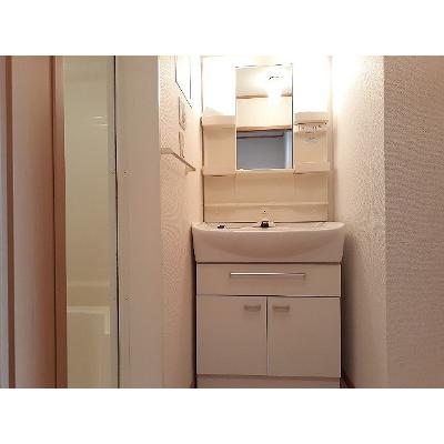 ＢＬＵＥＬＡＧＯＯＮ　ＷＥＳＴ 201【管理NO：1-013737402-02010】 ★家具家電は申し込み後に搬入します★ ★2026年11月中旬入居可能★の物件画像
