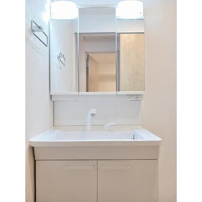 ビバーチェ　ＫⅡ 102【管理NO：1-027706601-01020】 ★家具家電は申し込み後に搬入します★の物件画像
