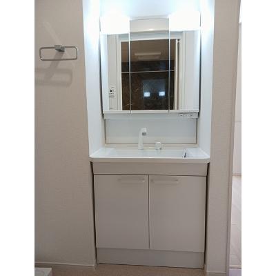 カーサ　ミオ　Ⅱ 102【管理NO：1-027640802-01020】 ★家具家電は申し込み後に搬入します★の物件画像