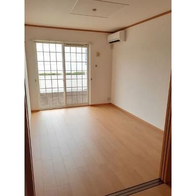 ラシ－ヌ 103【管理NO：1-012663601-01030】 ★家具家電は申し込み後に搬入します★ ★2026年11月中旬入居可能★の物件画像