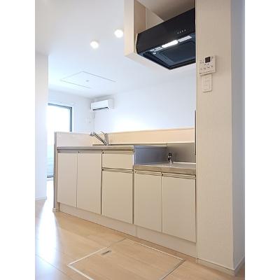 メゾン　コンソラトゥールＡ 103【管理NO：1-023479501-01030】 ★家具家電は申し込み後に搬入します★の物件画像