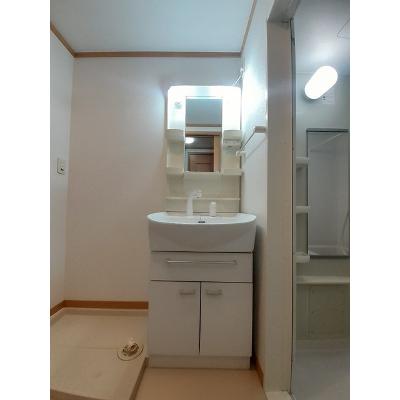 サニーリバーＡ 101【管理NO：1-012117501-01010】 ★家具家電は申し込み後に搬入します★ ★2026年10月下旬入居可能★の物件画像