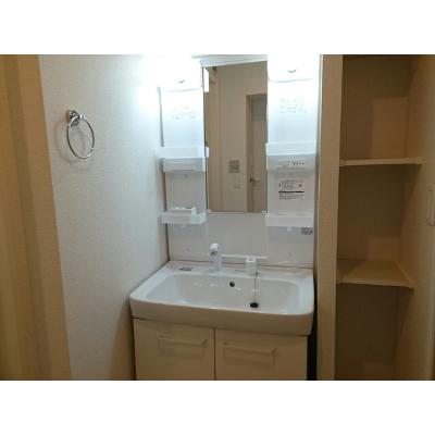 リッツ　Ｂ 102【管理NO：1-023177801-01020】 ★家具家電は申し込み後に搬入します★の物件画像