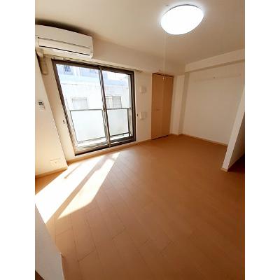 ゼット 301【管理NO：1-016826301-03010】 ★家具家電は申し込み後に搬入します★ ★2026年11月上旬入居可能★の物件画像
