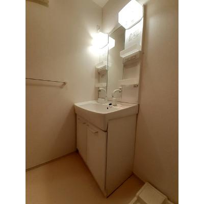 ル　シェル　ブルー 104【管理NO：1-017364601-01040】 ★家具家電は申し込み後に搬入します★ ★2026年10月下旬入居可能★の物件画像
