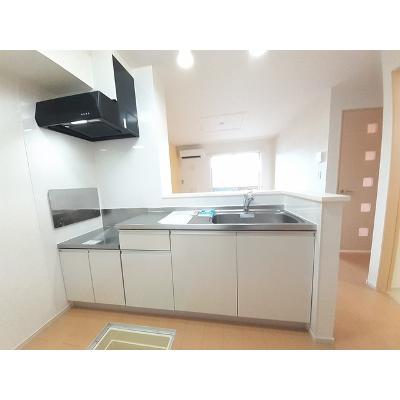 サンヒルズ 102【管理NO：1-019713801-01020】 ★家具家電は申し込み後に搬入します★ ★2026年11月下旬入居可能★の物件画像