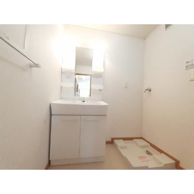 カーサ・セレーノ 201【管理NO：1-015393901-02010】 ★家具家電は申し込み後に搬入します★ ★2026年11月下旬入居可能★の物件画像