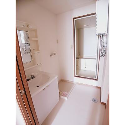 リバータウンＣ 201【管理NO：1-009578001-02010】 ★家具家電は申し込み後に搬入します★ ★2026年10月下旬入居可能★の物件画像