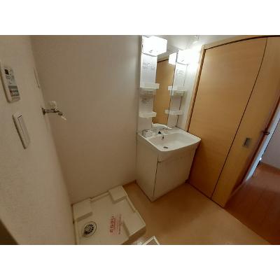 コール　カーサ 201【管理NO：1-015500201-02010】 ★家具家電は申し込み後に搬入します★ ★2026年11月下旬入居可能★の物件画像
