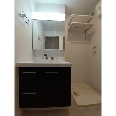アメイジング 102【管理NO：1-026066601-01020】 ★家具家電は申し込み後に搬入します★ ★2026年11月下旬入居可能★の物件画像