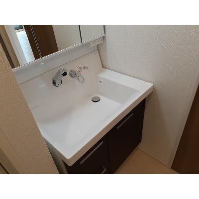 セレーノ 102【管理NO：1-025773501-01020】 ★家具家電は申し込み後に搬入します★ ★2026年11月下旬入居可能★の物件画像