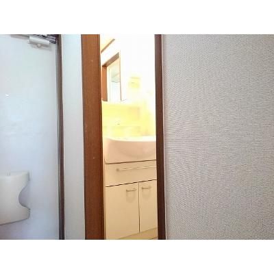 シューネス 202【管理NO：1-012722401-02020】 ★家具家電は申し込み後に搬入します★ ★2026年11月下旬入居可能★の物件画像