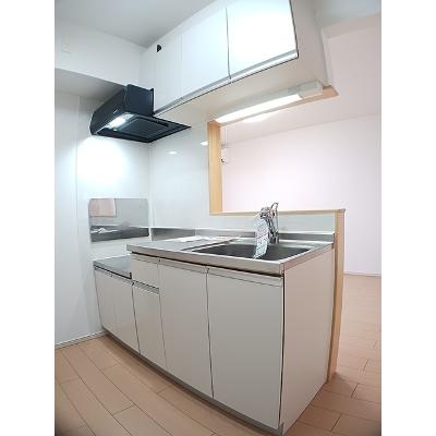 ローズ 303【管理NO：1-018653401-03030】 ★家具家電は申し込み後に搬入します★ ★2026年10月下旬入居可能★の物件画像