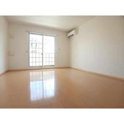 カレント　Ｃ 103【管理NO：1-016853601-01030】 ★家具家電は申し込み後に搬入します★ ★2026年12月中旬入居可能★の物件画像