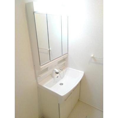 ローレルブリーゼ 203【管理NO：1-024895701-02030】 ★家具家電は申し込み後に搬入します★ ★2026年11月下旬入居可能★の物件画像