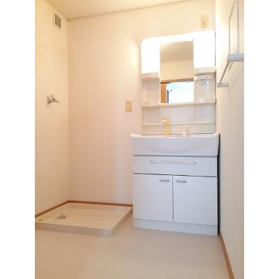 ラルジュⅠ 201【管理NO：1-014121801-02010】 ★家具家電は申し込み後に搬入します★ ★2026年11月下旬入居可能★の物件画像