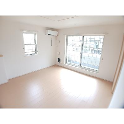 ミルトブリーゼ 201【管理NO：1-020985001-02010】 ★家具家電は申し込み後に搬入します★の物件画像