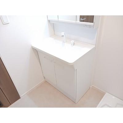 ベルメゾン　シャトン　Ⅱ 105【管理NO：1-028096302-01040】 ★家具家電は申し込み後に搬入します★の物件画像