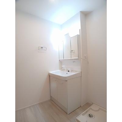 ミュートス　Ａ 103【管理NO：1-025649701-01030】 ★家具家電は申し込み後に搬入します★ ★2026年11月下旬入居可能★の物件画像