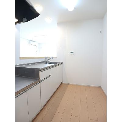 ポラリス 103【管理NO：1-020881701-01030】 ★家具家電は申し込み後に搬入します★の物件画像