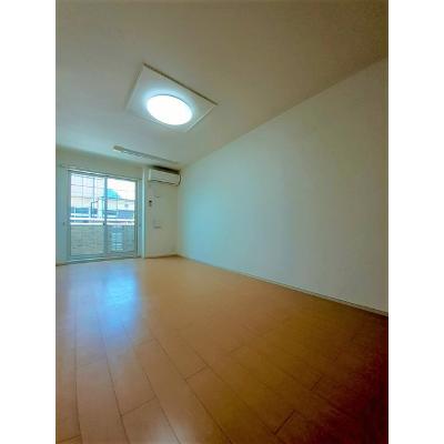 シエル 102【管理NO：1-019623601-01020】 ★家具家電は申し込み後に搬入します★の物件画像