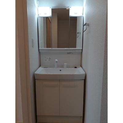ローザ　ローザ 203【管理NO：1-025925302-02030】 ★家具家電は申し込み後に搬入します★ ★2026年11月中旬入居可能★の物件画像