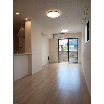 フェリーチェ 101【管理NO：1-027665101-01010】 ★家具家電は申し込み後に搬入します★の物件画像