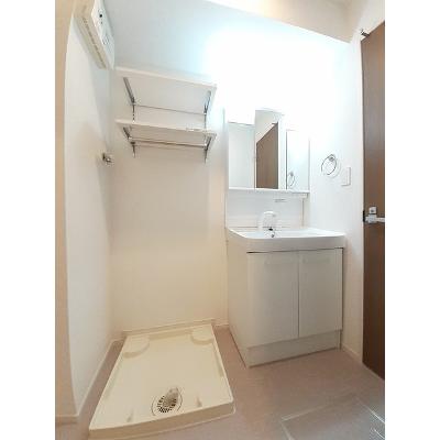 シャトル青葉 205【管理NO：1-027320901-02040】 ★家具家電は申し込み後に搬入します★の物件画像