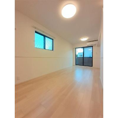 コア 105【管理NO：1-027064801-01040】 ★家具家電は申し込み後に搬入します★の物件画像
